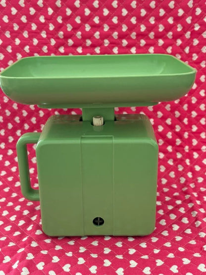 Showa Retro Analog Kitchen Scale, Green, 2kg, Sekisui