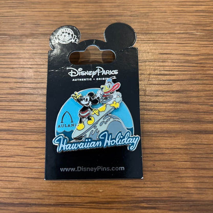 Disney Pin Badges Set Of 8
