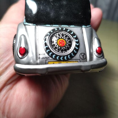 Tinplate classic car like Morgan, made in Japan, about 40 years ago, Showa