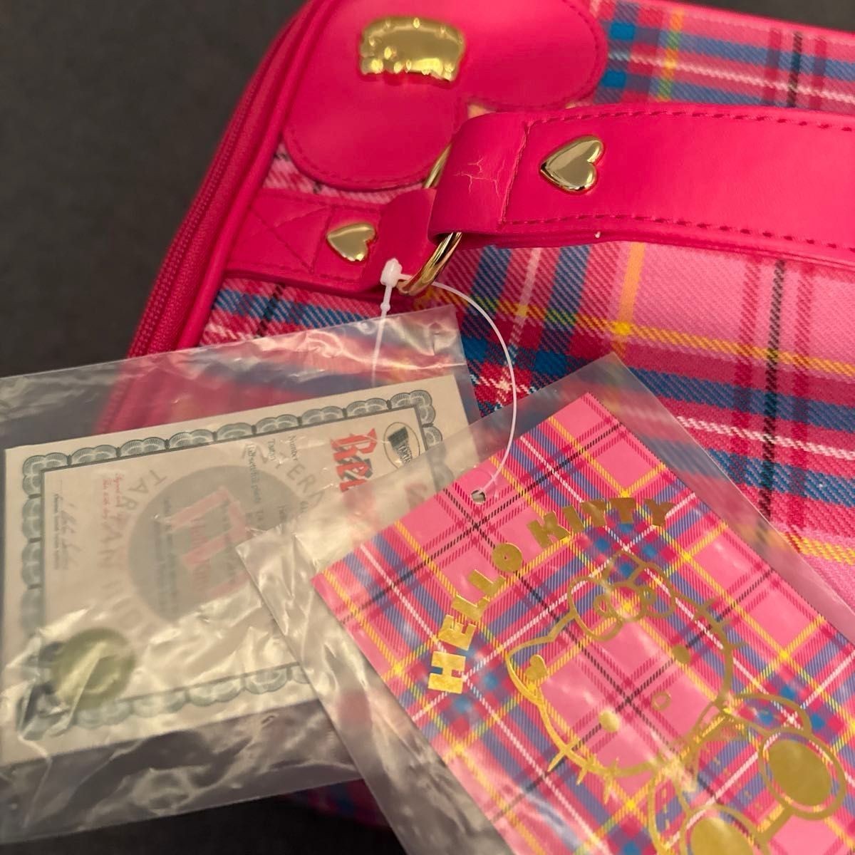 Sanrio Hello Kitty Locaron Pink Check Cosmetic Box Charm Plush Set New