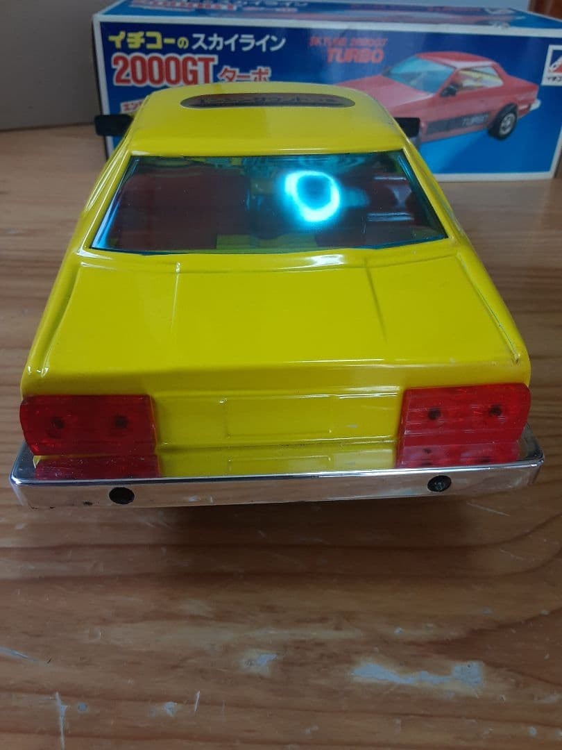 Nissan Skyline 2000 GT Turbo Ichiko Tin Miniature Car Showa Retro