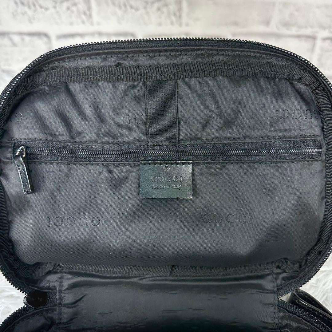 GUCCI Vintage Tom Ford Era Black Canvas Makeup Pouch Unisex Rare Authentic