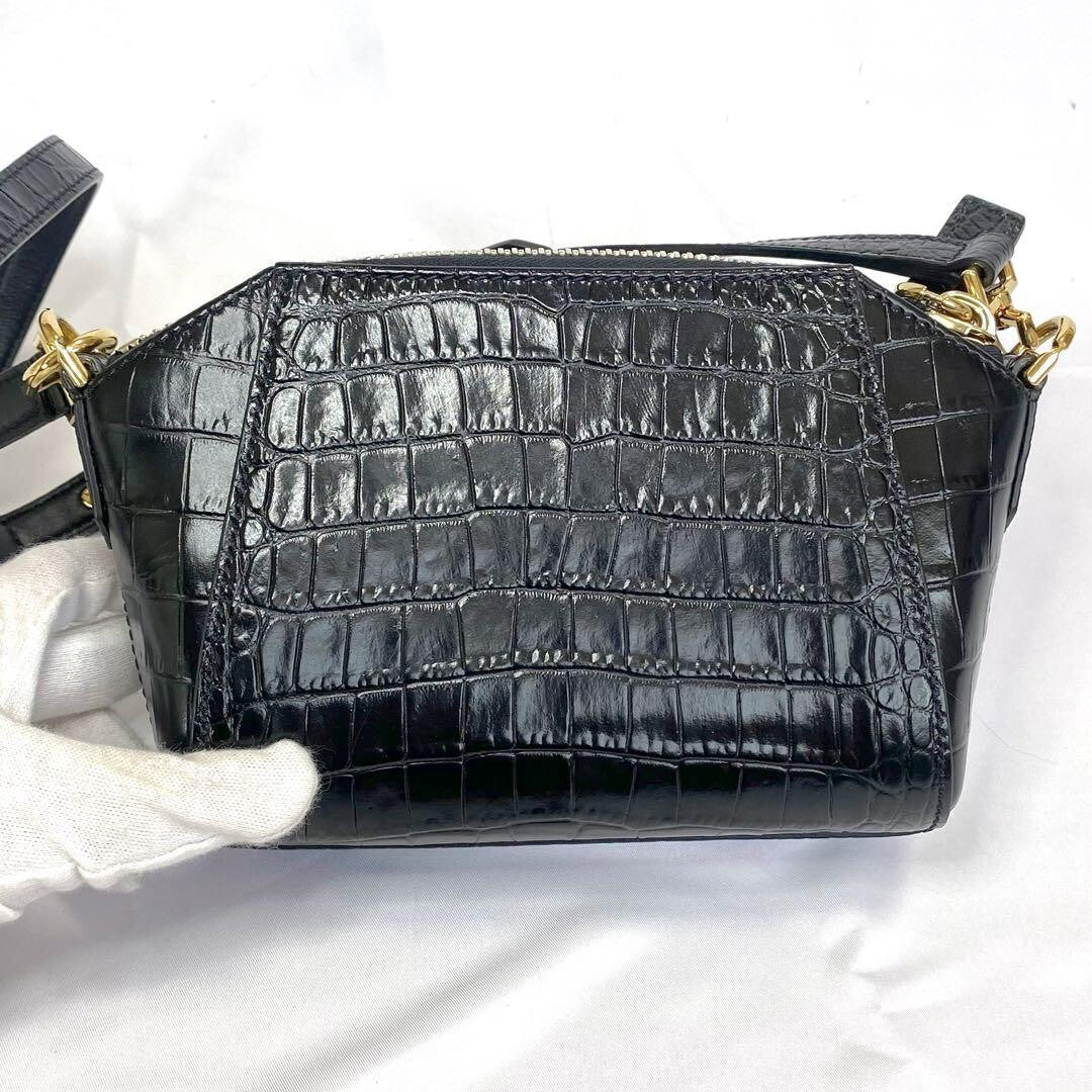 GIVENCHY Antigona Nano Mini shoulder Bag Black Leather Gold Hardware Used