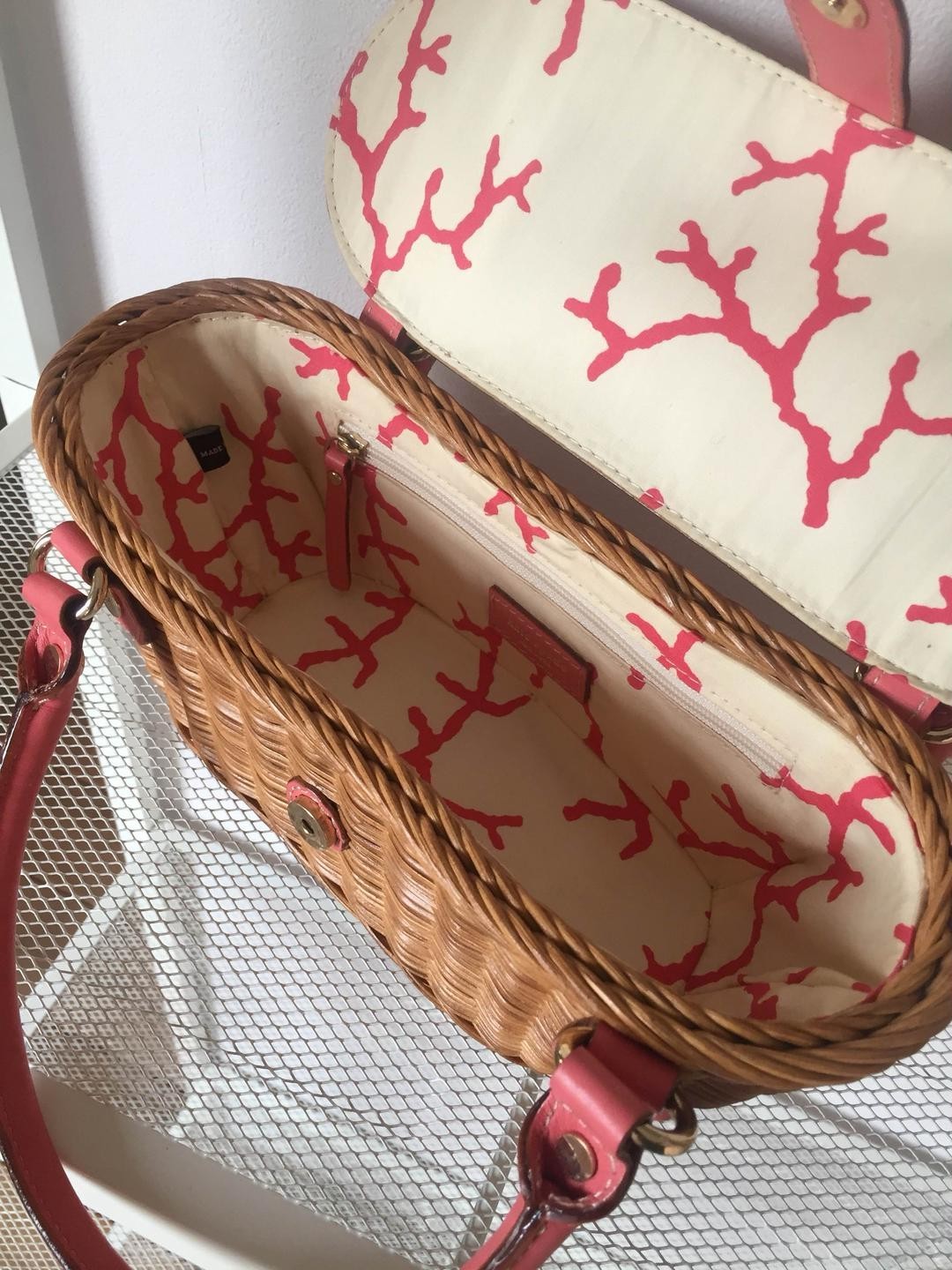 Kate Spade Pink Leather Straw Basket Bag Magnetic Closure Lid Handbag YBa0277