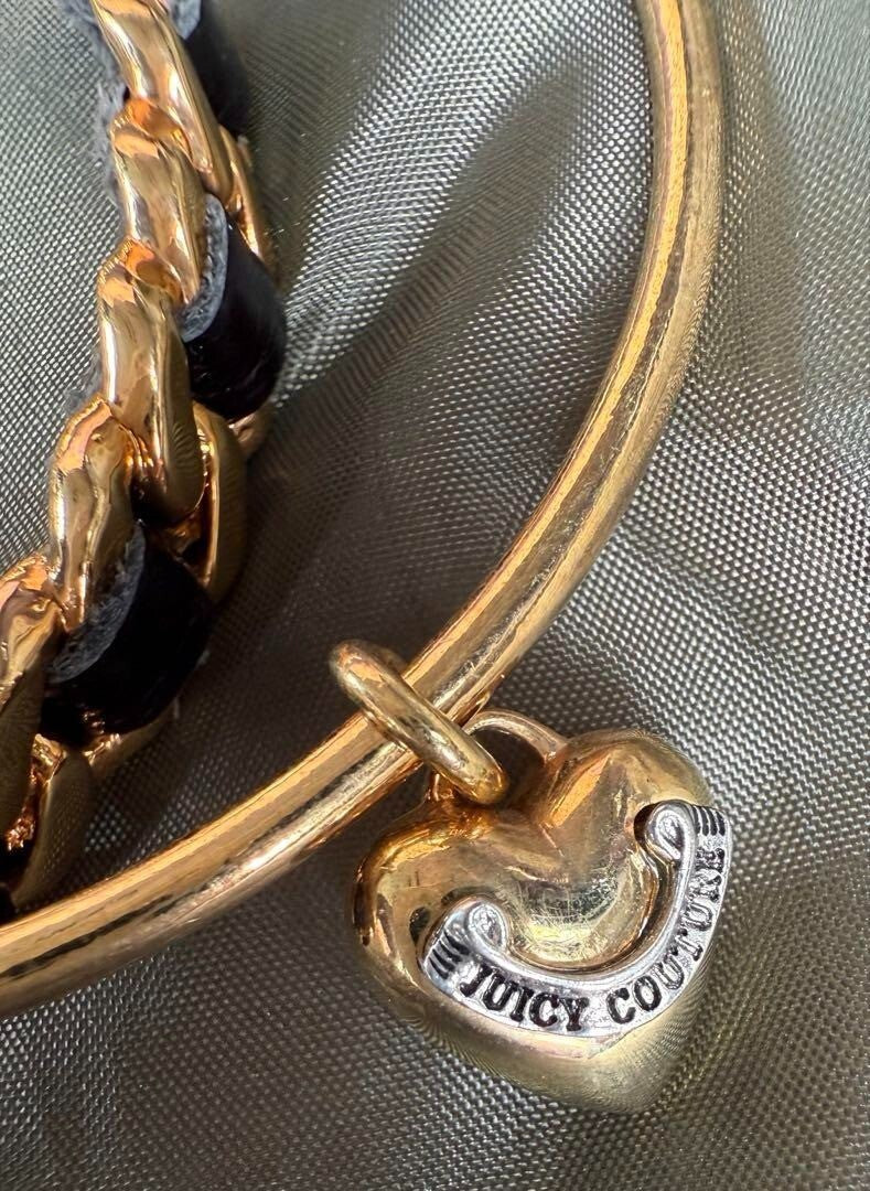 Juicy Couture Unused 3-row bracelet with heart charm Vintage Rare