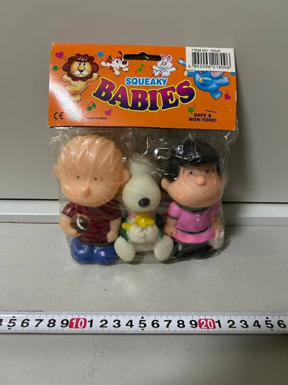 Snoopy, Charlie Brown, Lucy Sofubi Set Retro Pachinko