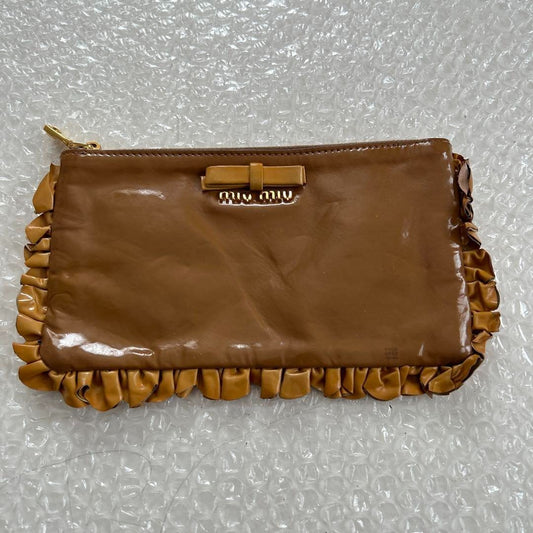 Miu Miu, Pouch, ruffled, enamel, brown, zipper gold, from Japan