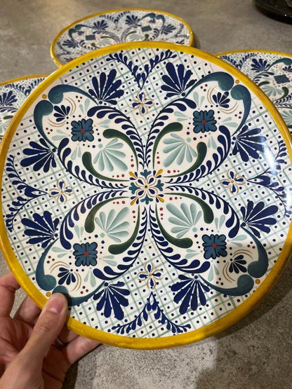 Williams Sonoma 10.4” 26.5cm melamine plate set of 4 goodcondition