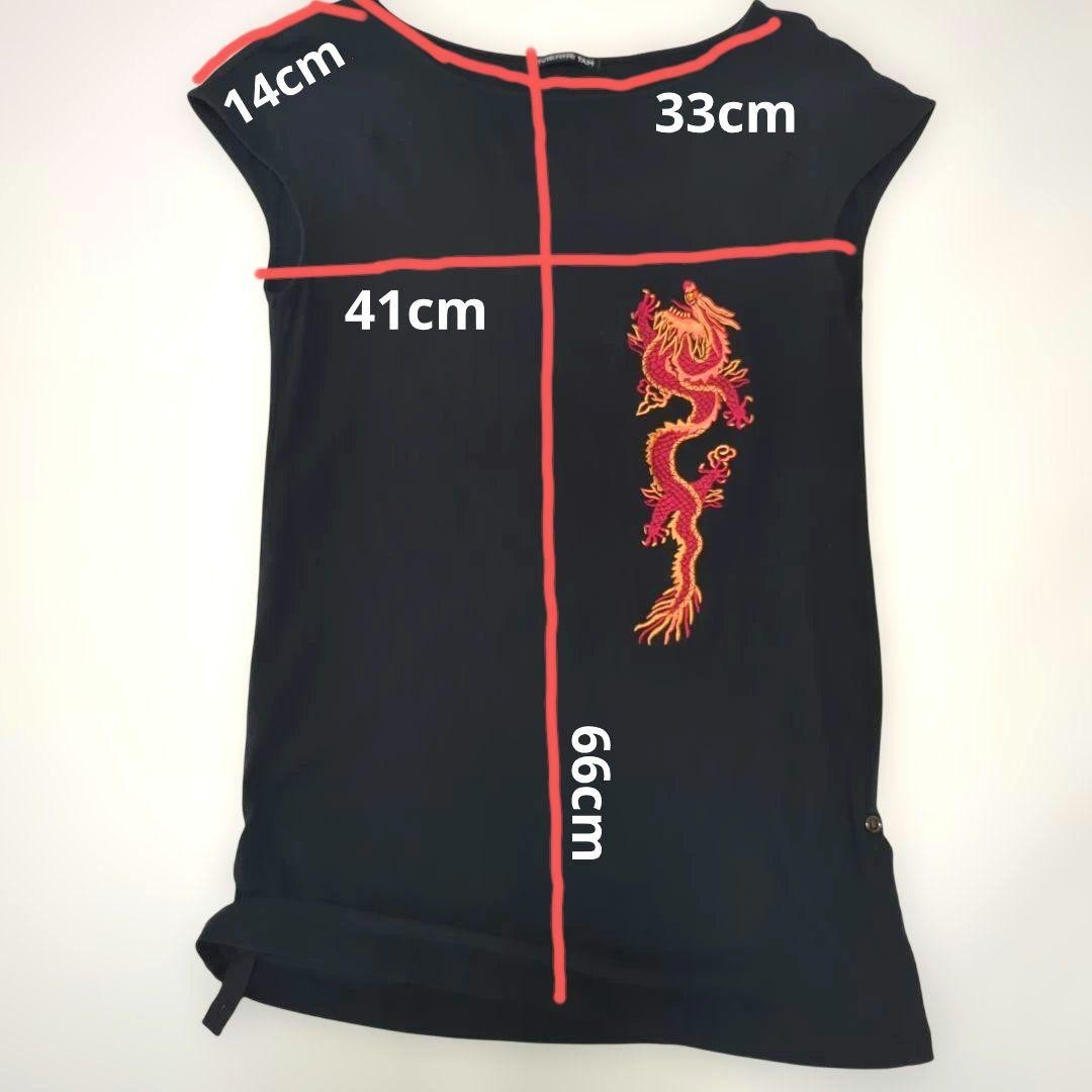 VIVIENNE TAM Red Embroidery Made in Japan Good Condition Size 0