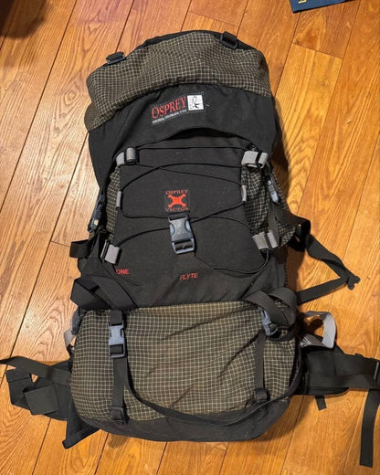 Osprey Kestrel Pro Black/Gray 35L Old Logo With Many Options Rare outdoor Model