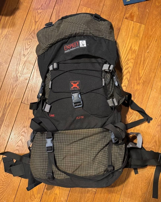 Osprey Kestrel Pro Black/Gray 35L Old Logo With Many Options Rare outdoor Model