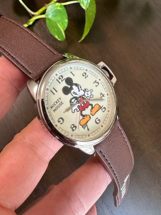 Disney Mickey Watch 1928 Quartz Case 44mm Collectible Vintage Unisex