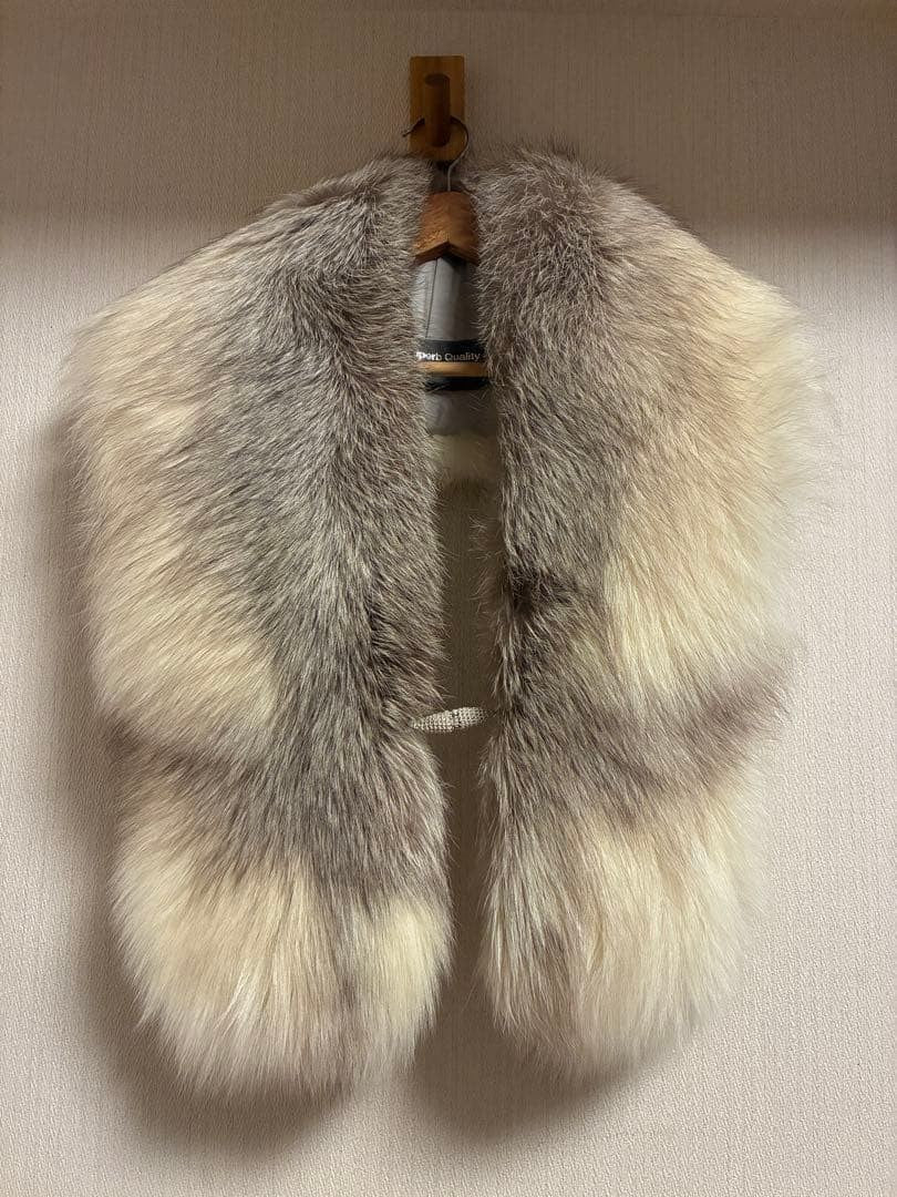 SAGA Gray & White Fur Stole with Embroidery - Excellent Condition