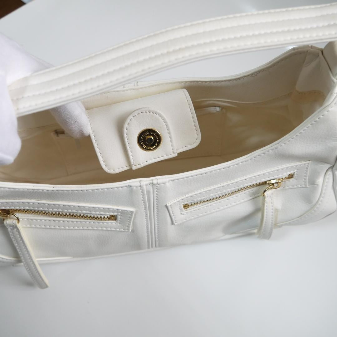 Samantha Thavasa Heart Leather Mini Shoulder Bag White Gold Accents Authentic