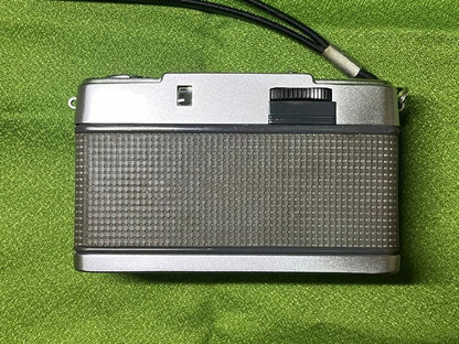 Excellent Condition OLYMPUS PEN EE Compact Film Camera