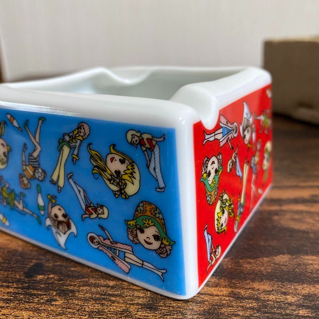 Retro Girl Cartoon Doll Ashtray with Accessories 1990s Vintage Used