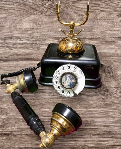 Showa Retro Antique Margaret Phone DK-601 Kanda Tsushin Kogyo Co., Ltd.