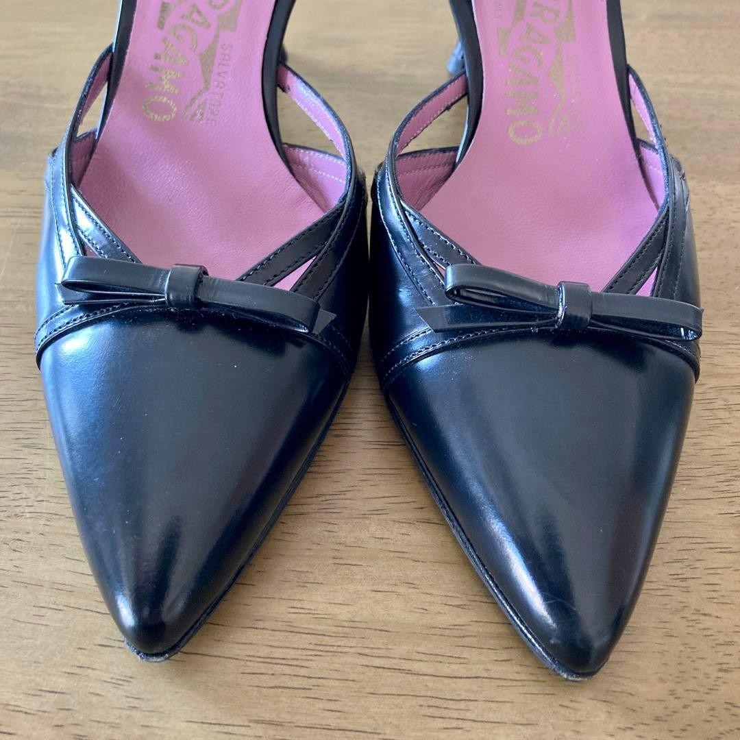 Rare Salvatore Ferragamo Black Leather High Heel Pumps Women's EU35 / US5 Italy