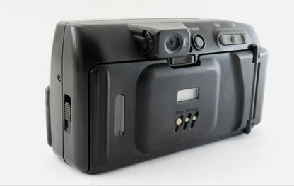 Showa Retro: Fujifilm Camera ‘FUJI CARDIA HITE DATE’