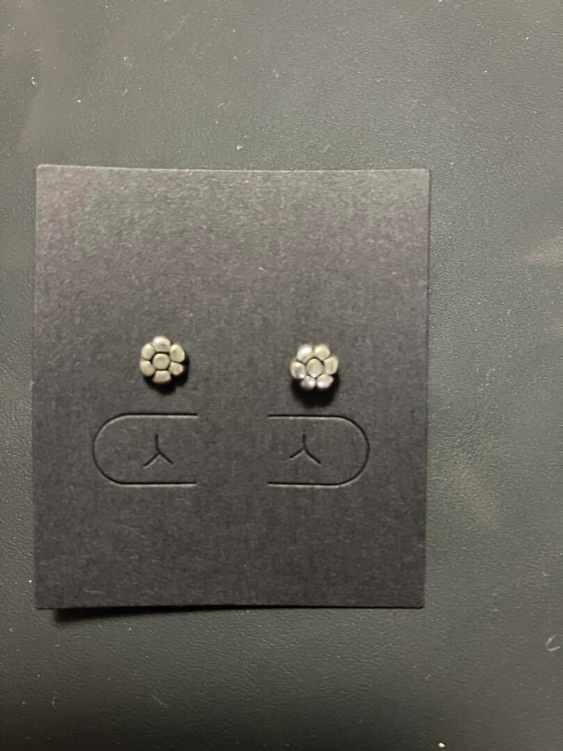 Me and ro Me&Ro Silver earrings Flower
