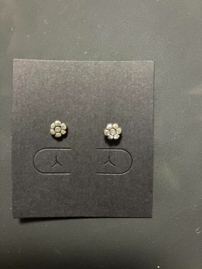 Me and ro Me&Ro Silver earrings Flower