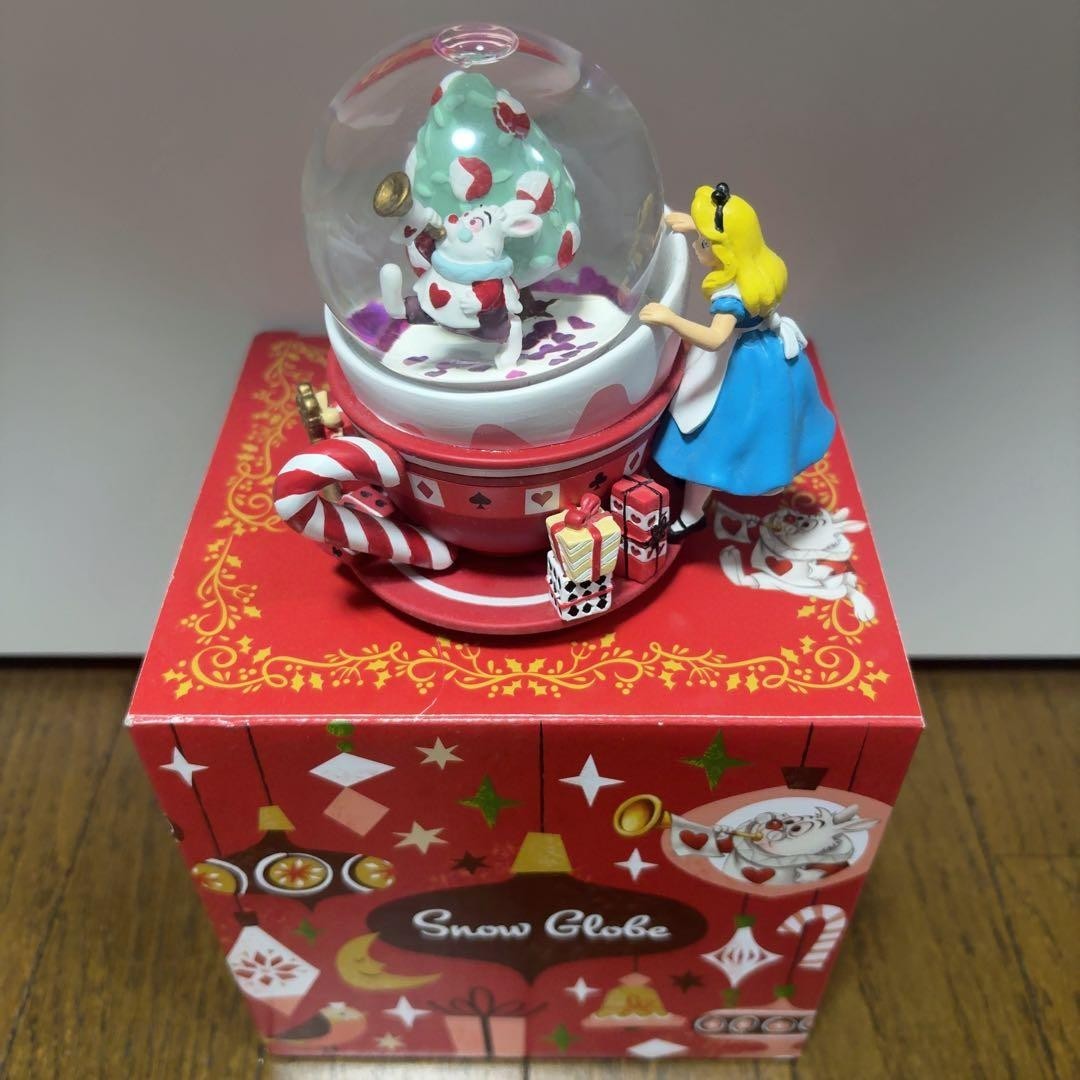 Disney Alice in Wonderland Figure Snow Globe