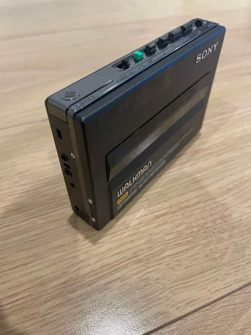Rare Complete Sony WM-150 Walkman Cassette Player Vintage Silver Power OK Boxed