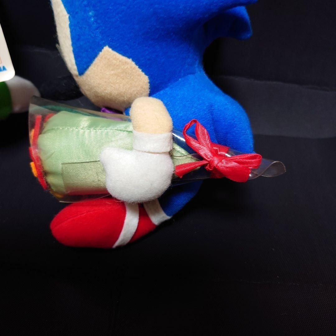 Extremely rare Sonic SEGA plush toy with Sonic and friends dressed up, flower bo