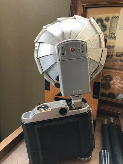 Retro Camera Tripod Color: Black Interior