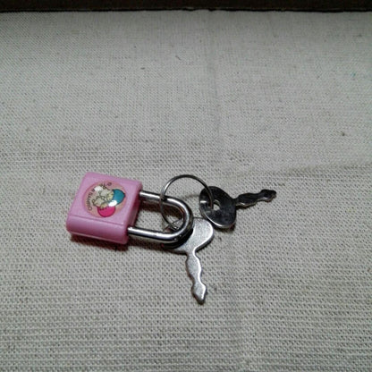 Sanrio Little Twin Stars Kiki Lala Padlock Key Chain Vintage Retro 1996 unused