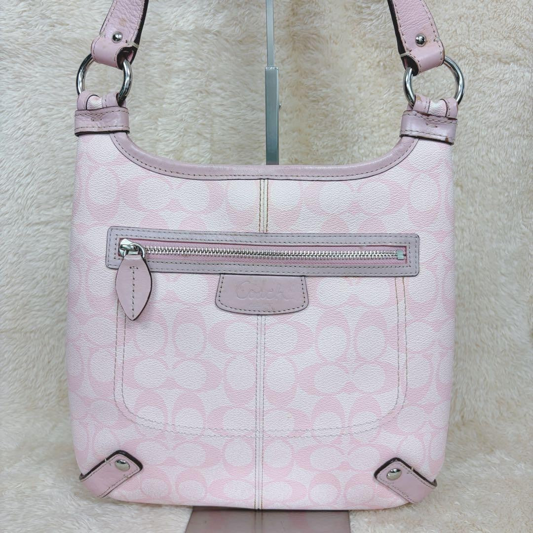 COACH Signature Shoulder Bag Pink