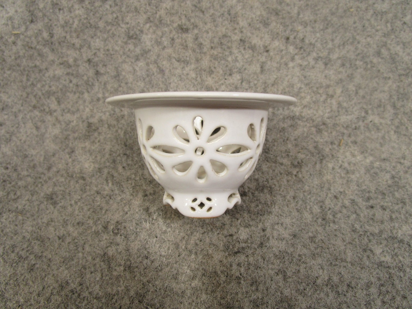 Sukashi Pot Tenzan Craft White Small Rare Unused