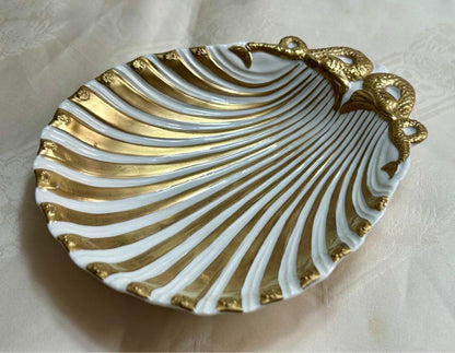 PORCELLANE VILLARI White Gold Shell Dish Plate 15.5cm x 12.5cm