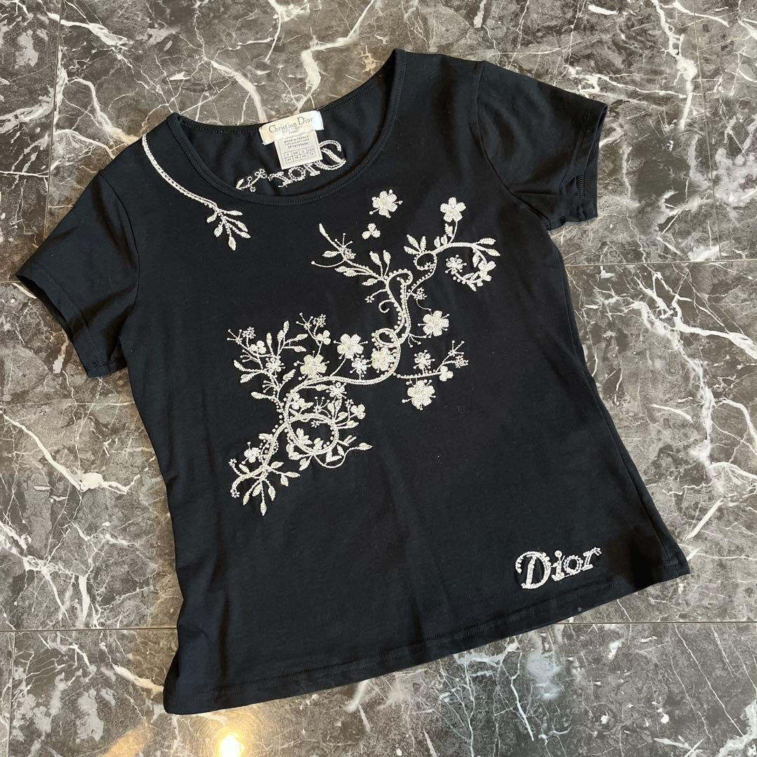USED DIOR T-SHIRT WITH FLORAL EMBROIDERY AND BEADS GOOD