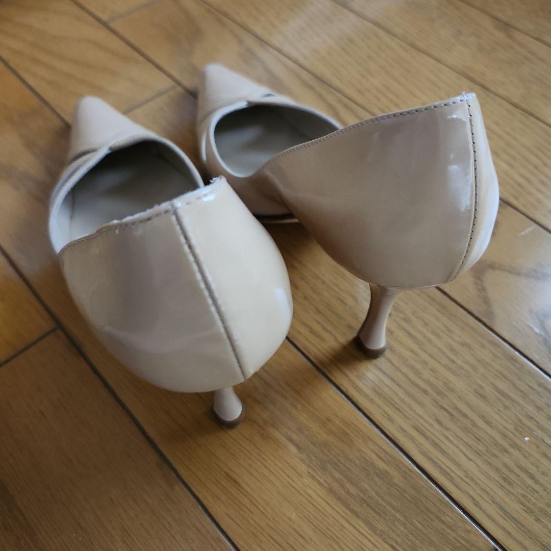 Rare Manolo Blahnik Beige Pumps Heels Size 36 Elegant Design