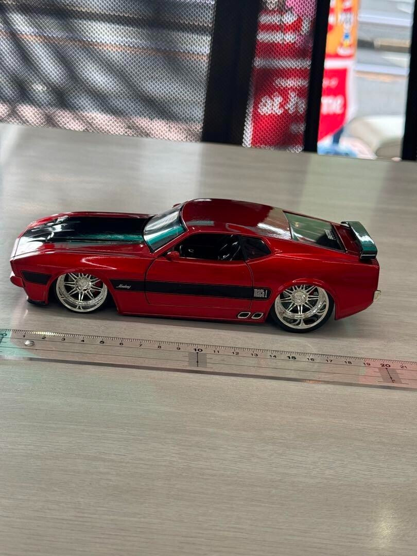 American Muscle Car Legend 1971 FORD MUSTANG MACH1 Diecast Model Car Scale