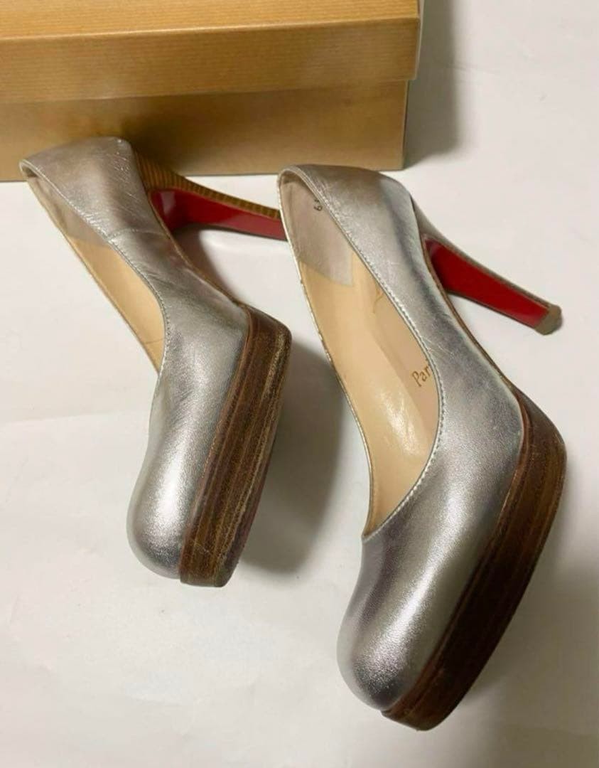 Rare Christian Louboutin Silver Leather Heels Pumps Size 36 US 6 EU 36