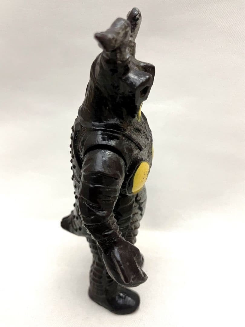Ultra Monster Zetton Mini Sofubi Figure Showa Retro Ultraman Food Toy