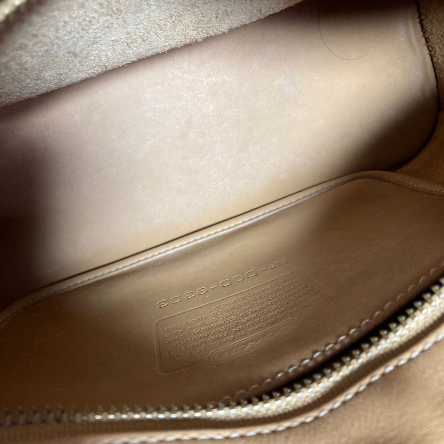 Coach 9303 Bleecker Tan Beige Leather Shoulder Tote Bag Purse from Japan
