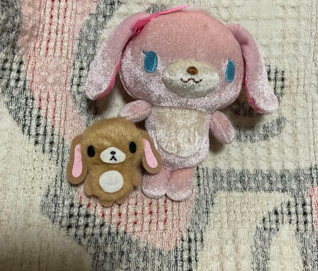 Sanrio Sugarbunnies Plush Toy Lot of 2 Momousa Kurousa Amusement Prizes