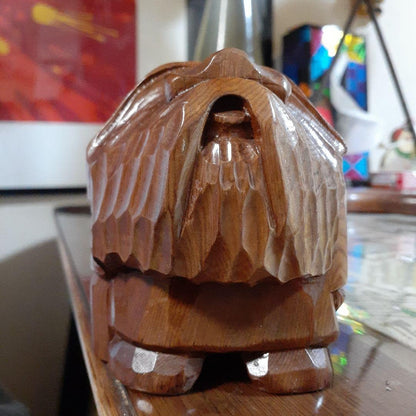 Mid-Century Wooden Carved Figurine: Upward-Facing Korobokkuru Ornament