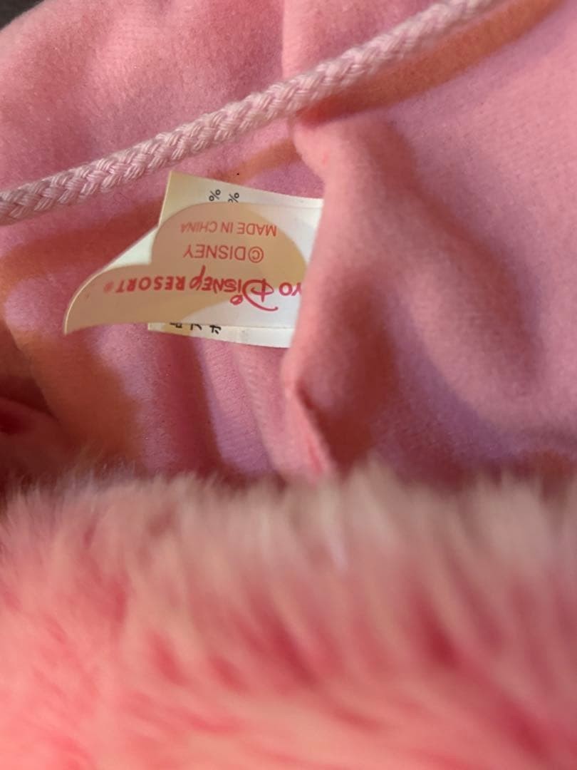 Tokyo Disney Minnie Mouse Pink Fur Hat with Pom-Pom & Ribbon, Rare japan