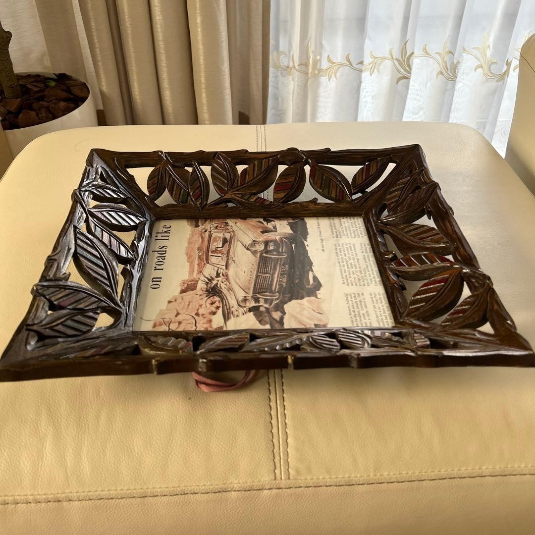 Wooden frame for photographs and paintings, used, Showa retro, rare.
