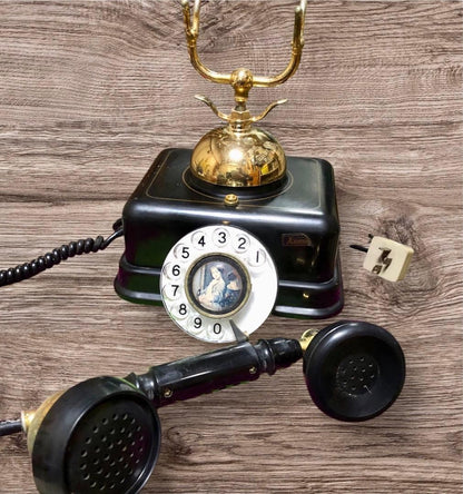 Showa Retro Antique Margaret Phone DK-601 Kanda Tsushin Kogyo Co., Ltd.