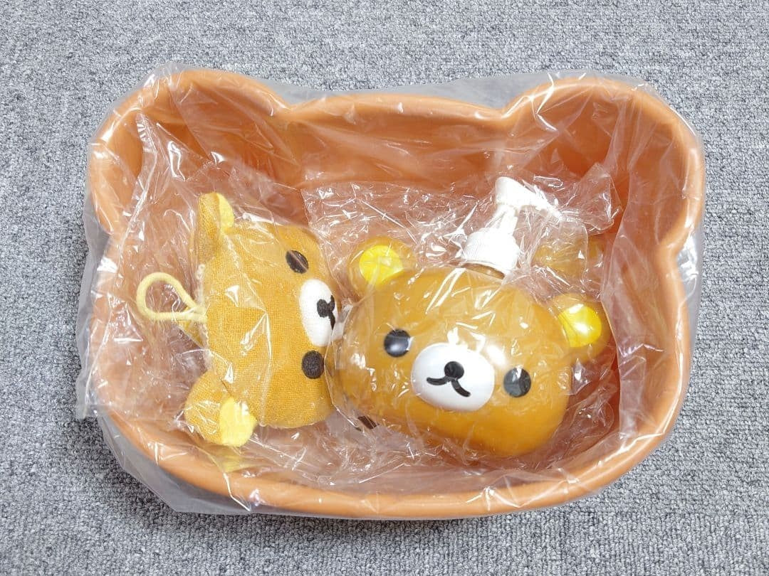 Rilakkuma Bath Set Cutout Tray, Dispenser, Sponge Unopened, Used
