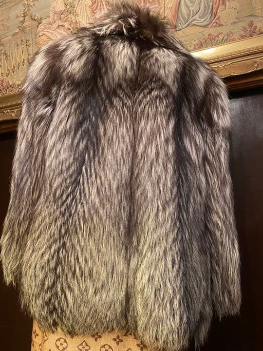 Silvery Fox Fur Coat EMBA Finland Women's Size L Jacket - Stylish & Elegant Auth
