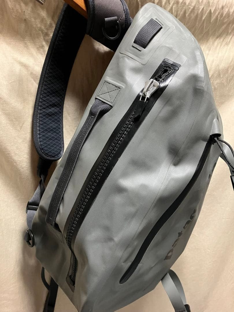Patagonia Stormfront Sling 20L Body Bag Waterproof FA14 Rare Fly Fishing Used