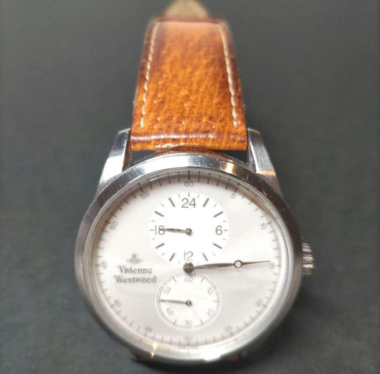 【Vivienne Westwood】Watch Analog Camel White Box Available