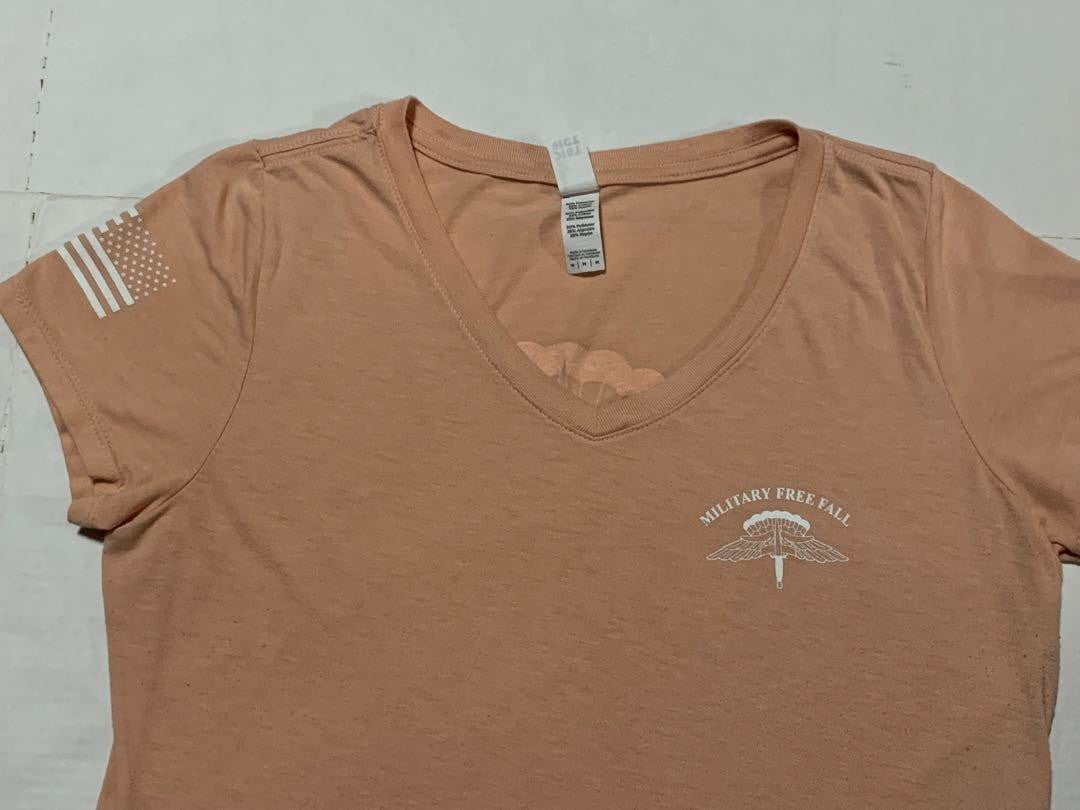U.S. Military T-Shirt Parachute Unit USA Vintage Clothing