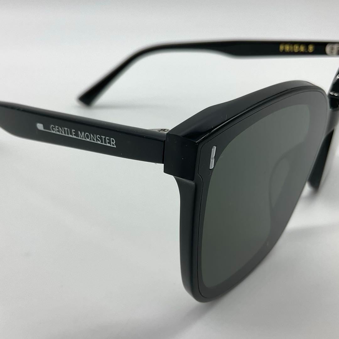 Gentle Monster FRIDA.S Black Sunglasses 60mm Used with Scratches 5.5x13cm